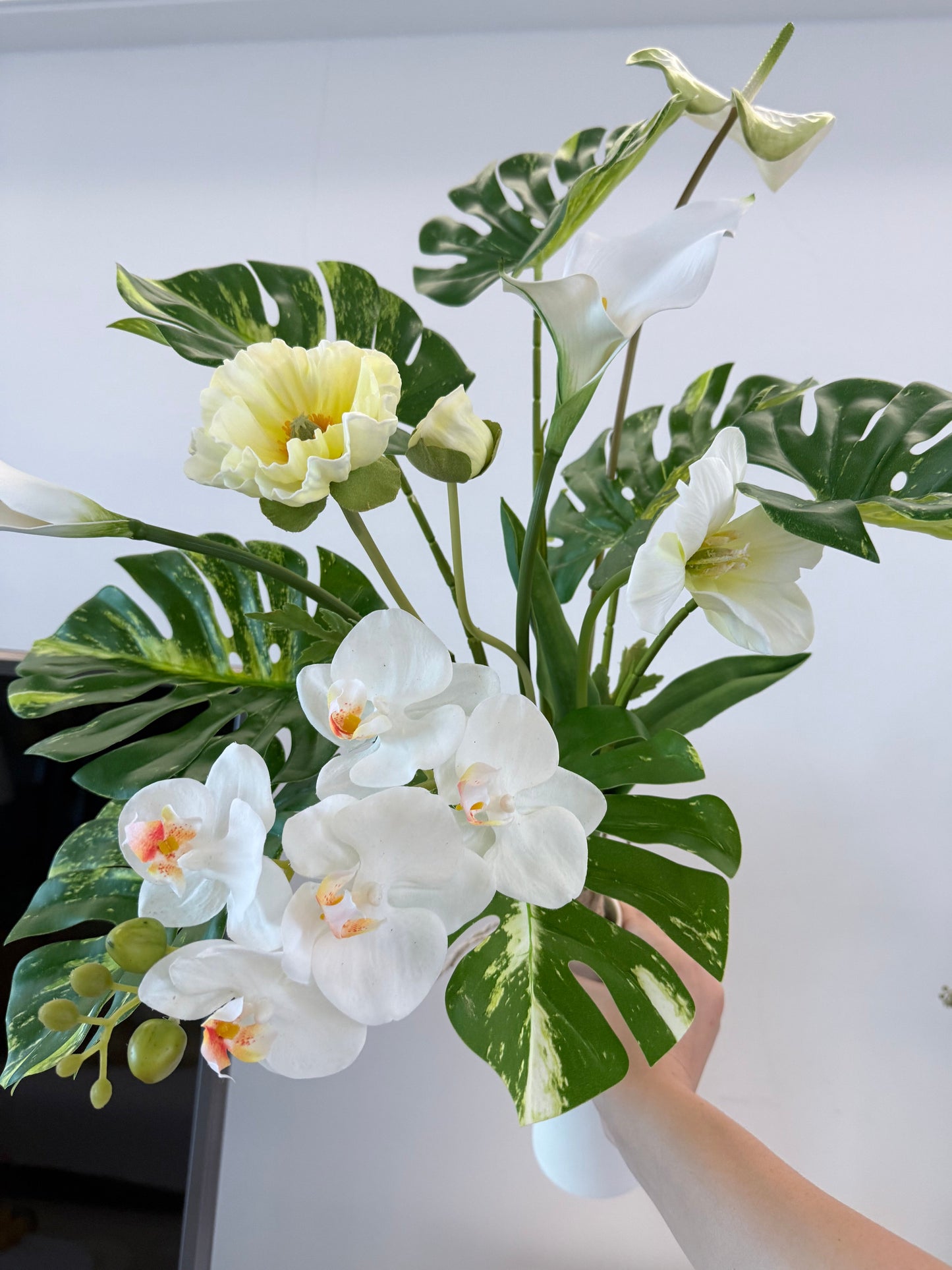 Cloud Botanica Bouquet